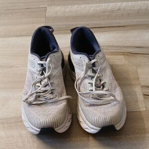 Hoka One One White  Women's Sneakers Size 9.5 D